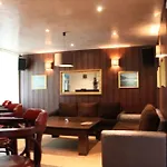 Forest Glade-апартаменти и за гости Lägenhetshotell 3*