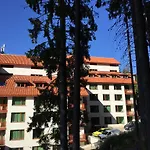 Forest Glade-апартаменти и за гости Lägenhetshotell Pamporovo