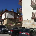 Forest Glade-апартаменти и за гости Lägenhetshotell Pamporovo