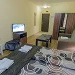 Lägenhetshotell Forest Glade-апартаменти и за гости 3*