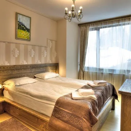Lägenhetshotell Forest Glade-апартаменти и за гости 3*
