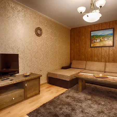 Forest Glade-апартаменти и за гости Lägenhetshotell