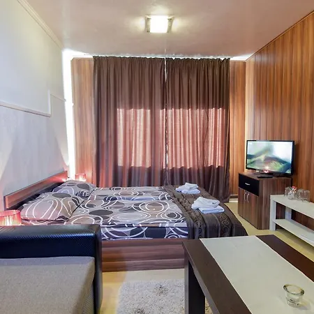 Forest Glade-апартаменти и за гости Pamporovo