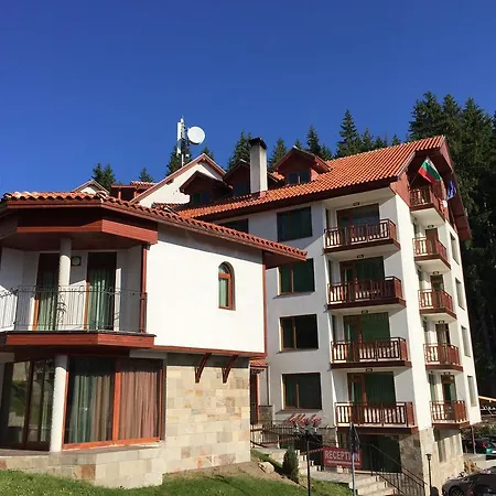 Forest Glade-апартаменти и за гости 3*