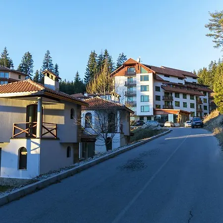 Forest Glade-апартаменти и за гости Pamporovo