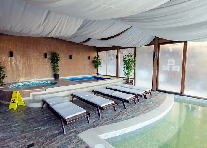 Forest Glade-апартаменти и за гости アパートホテル 3*