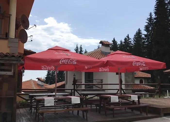 Forest Glade-апартаменти и за гости 3*