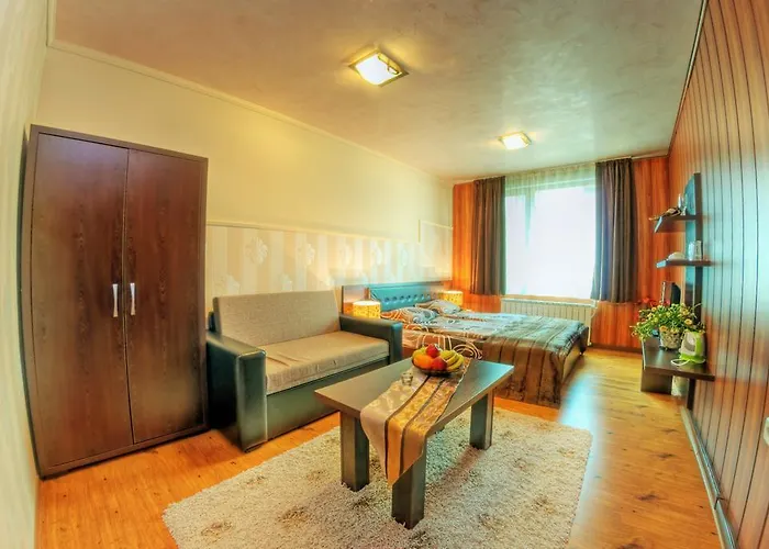 Forest Glade-апартаменти и за гости アパートホテル