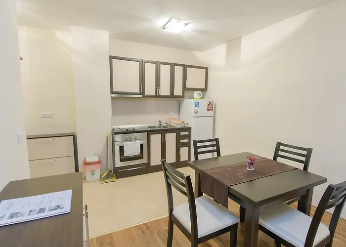 Lejlighedshotel Forest Glade-апартаменти и за гости