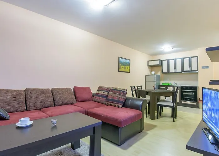 Forest Glade-апартаменти и за гости アパートホテル