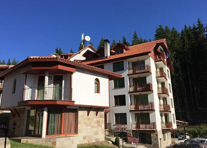 Forest Glade-апартаменти и за гости 3*