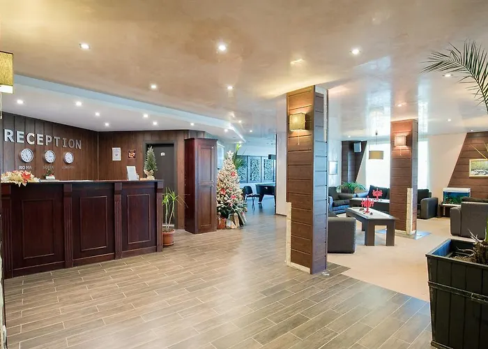 Forest Glade-апартаменти и за гости アパートホテル パンポロボ