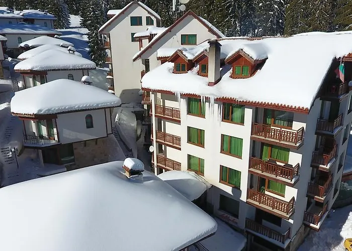 Forest Glade-апартаменти и за гости 3*