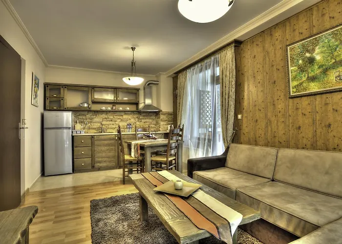 Forest Glade-апартаменти и за гости アパートホテル